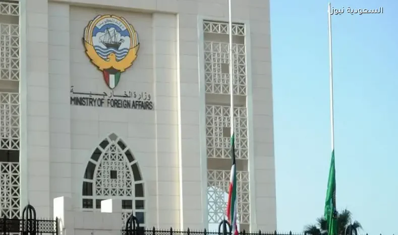 الكويت تستنكر الاعتداءات على قنصليتها في البصرة