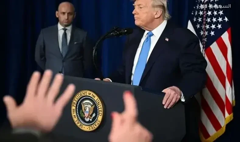 ترامب يعلن فرض رسوم جمركية 50% على السلع من دول تزود إيران بالأسلحة