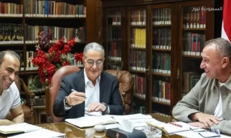 محمود الخطيب ونائب الرئيس يجتمعان بحضور عبد الحفيظ لمناقشة تفاصيل مهمة