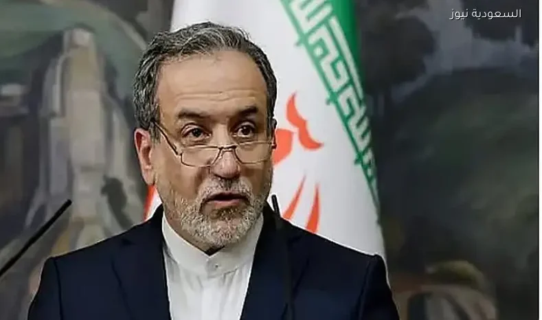 وزير الخارجية الإيراني: وقف الهجمات يوقف العمليات الدفاعية وفتح مضيق هرمز قريباً