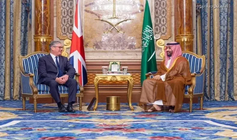 ولي العهد يلتقي رئيس الوزراء البريطاني في زيارة رسمية